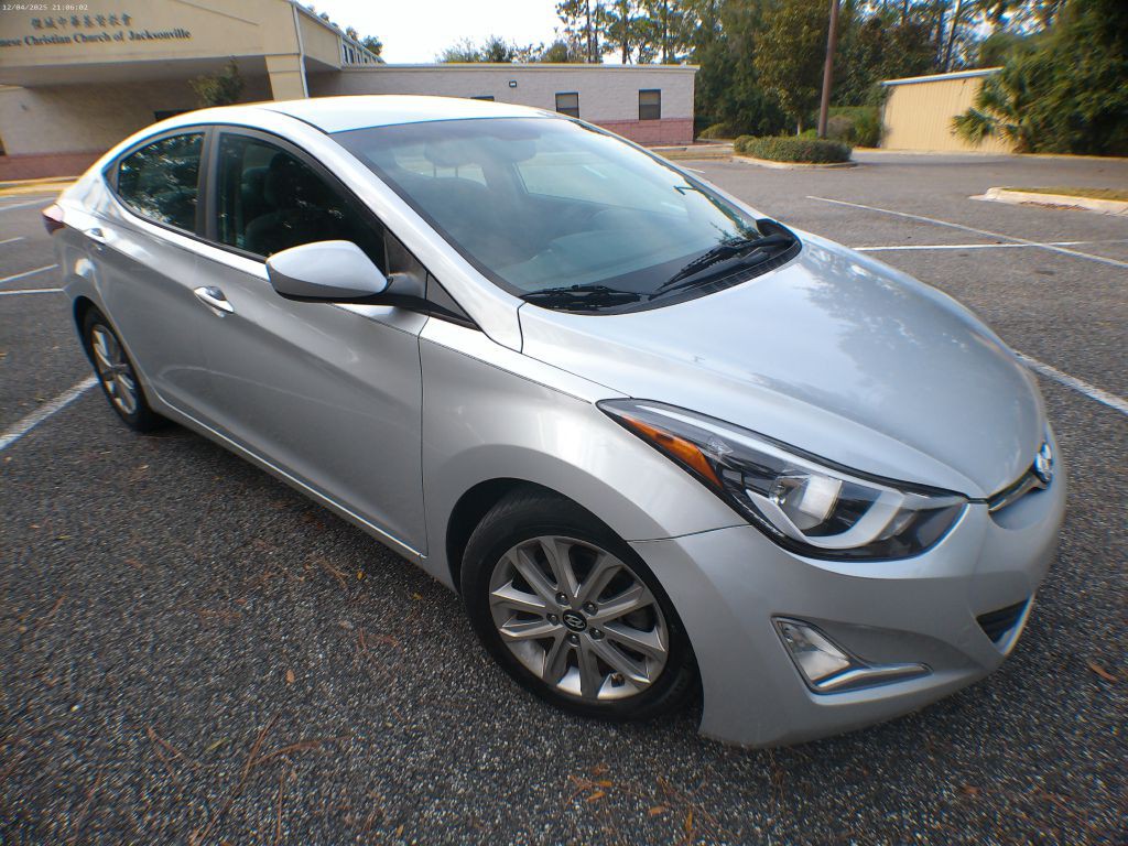 2015 Hyundai Elantra Image 2