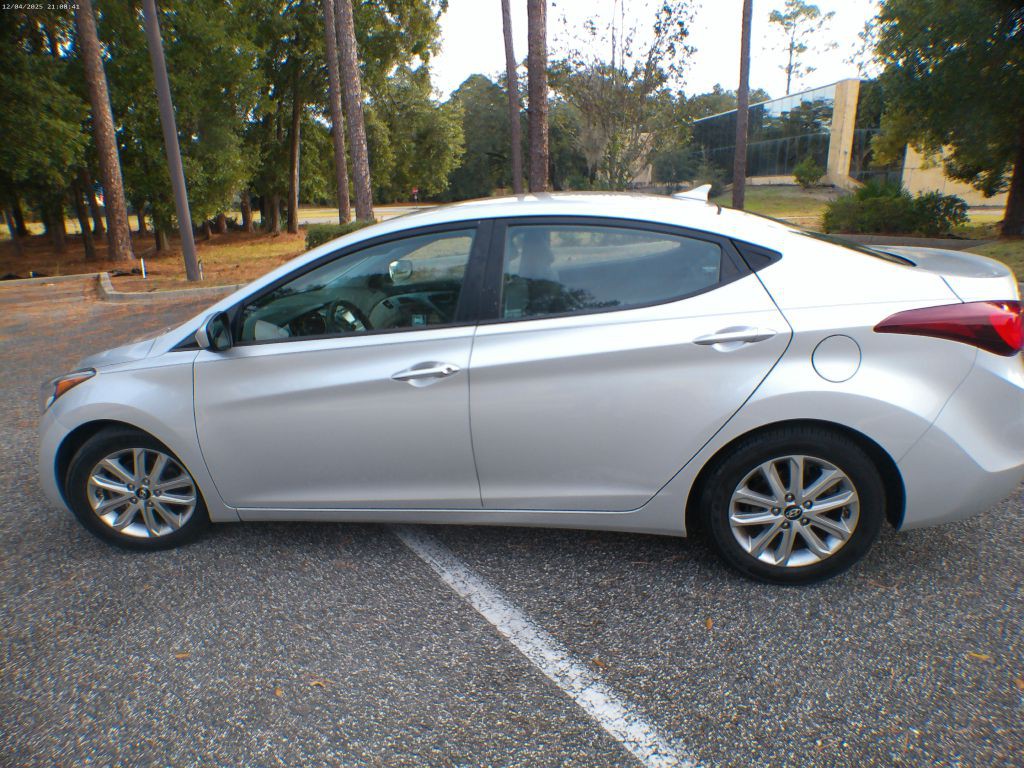 2015 Hyundai Elantra Image 15