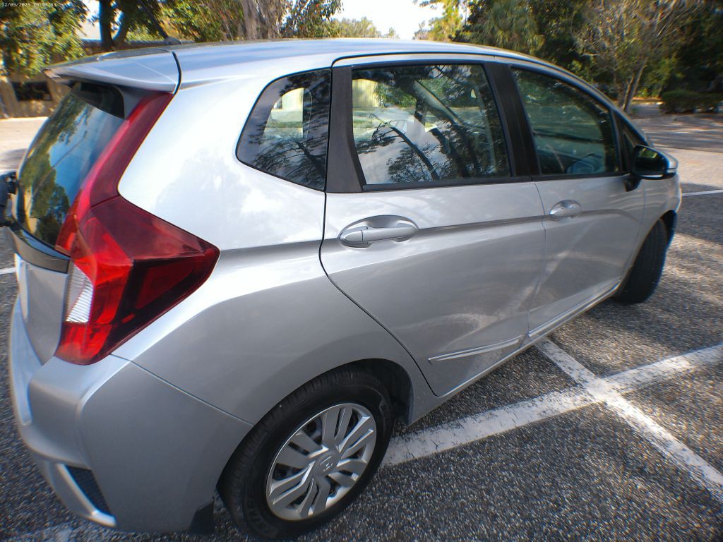 2015 Honda Fit Image 3