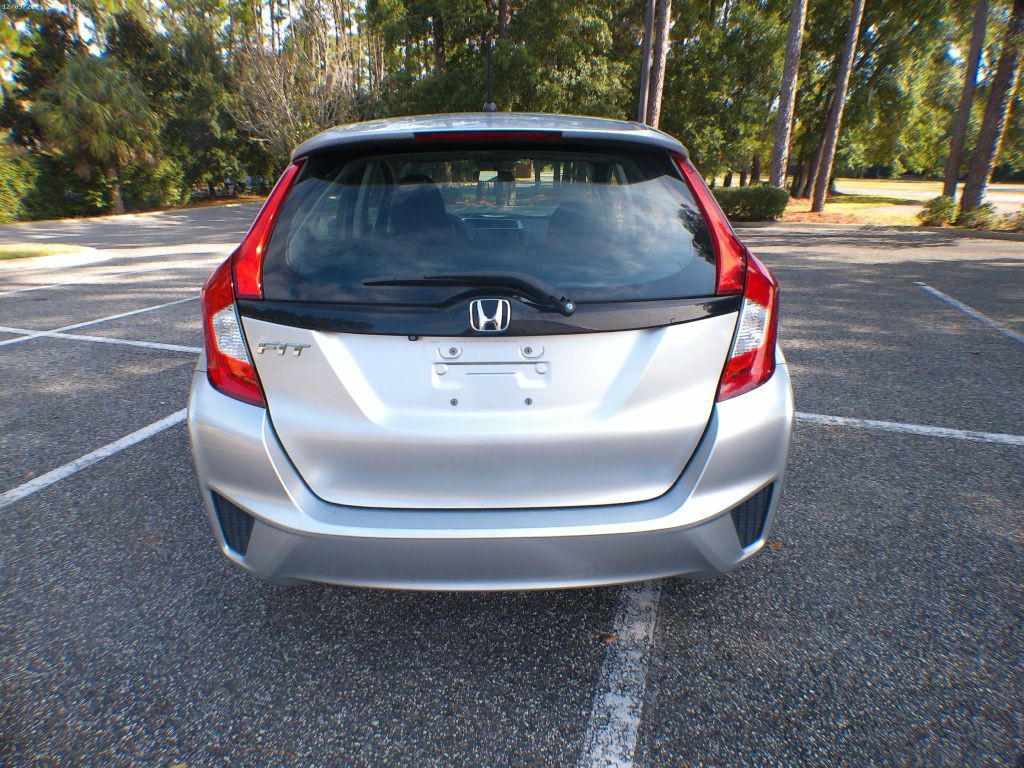 2015 Honda Fit Image 18