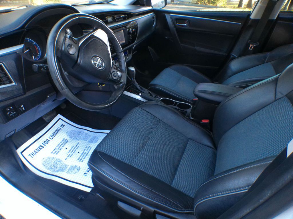 2015 Toyota Corolla Image 5