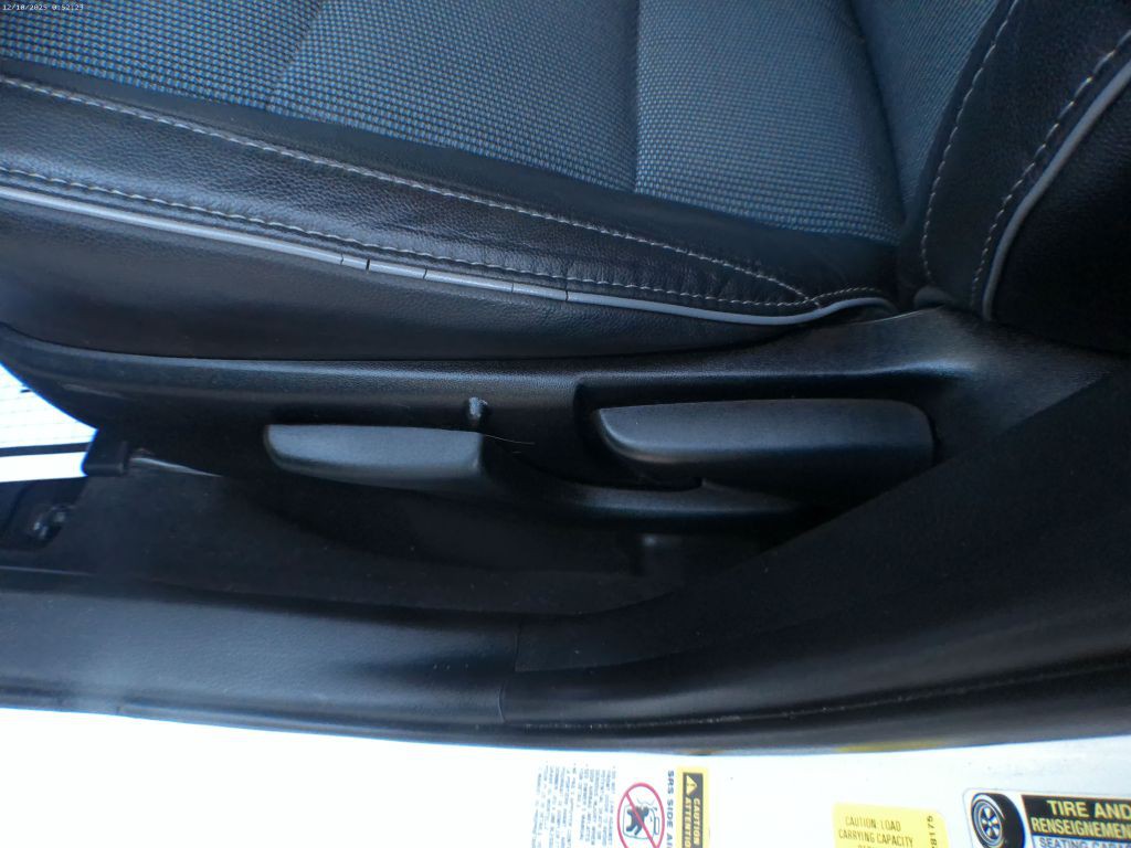 2015 Toyota Corolla Image 9