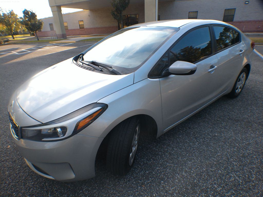 2018 Kia Forte Image 1