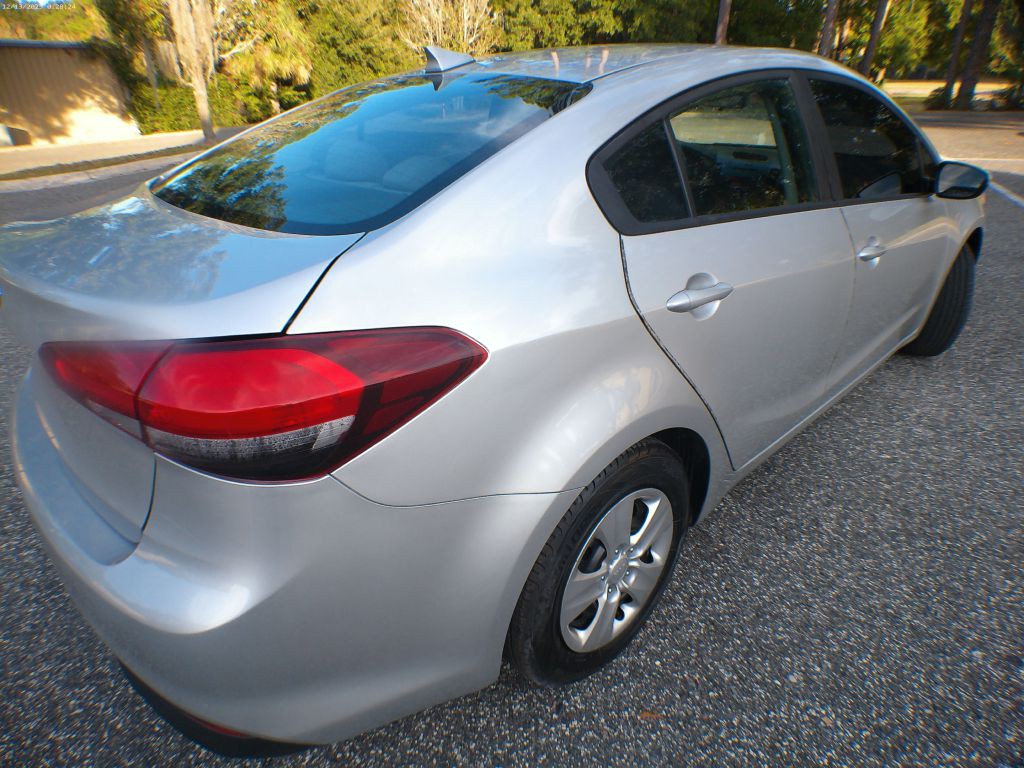 2018 Kia Forte Image 3