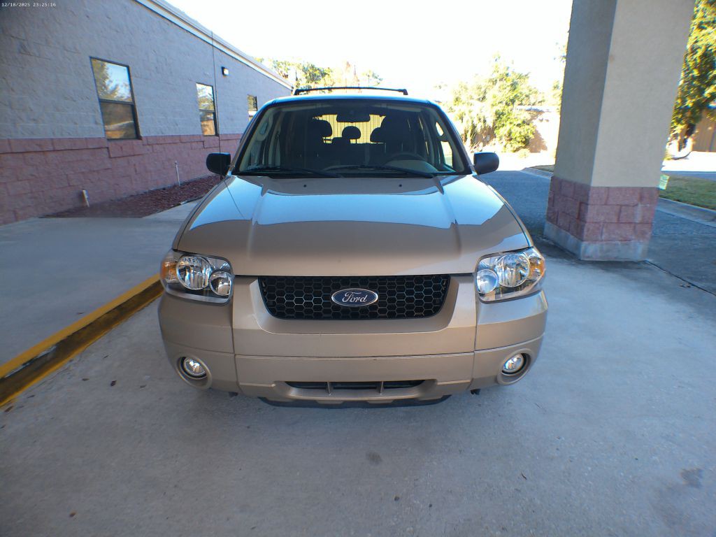2007 Ford Escape Image 14