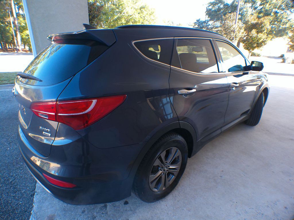 2013 Hyundai Santa Fe Sport Image 3