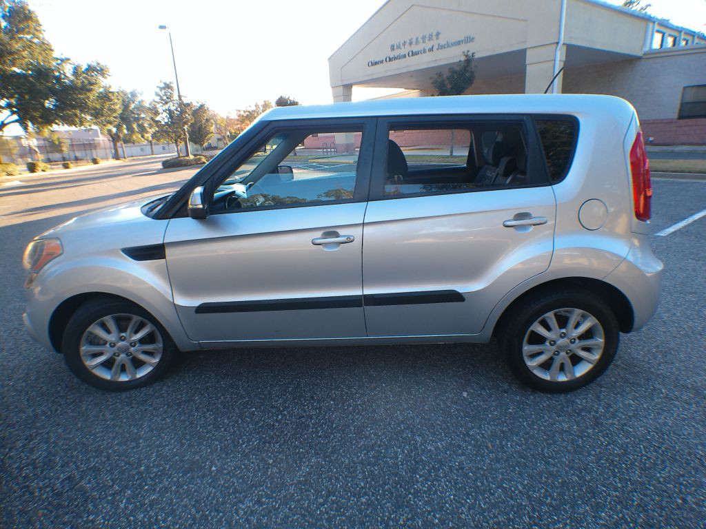 2013 Kia Soul Image 16