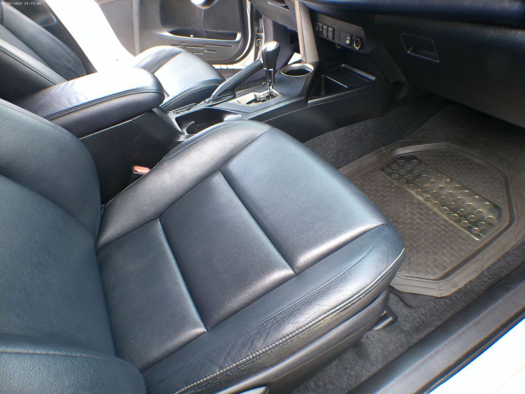 2013 Toyota Rav4 Image 20