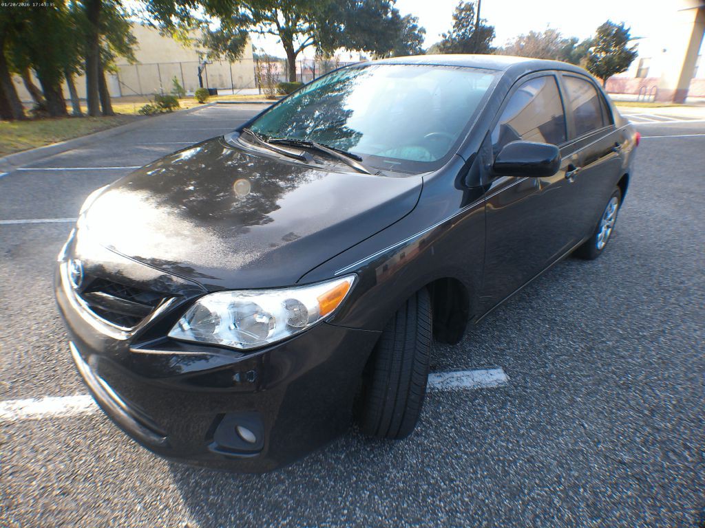 2012 Toyota Corolla Image 1