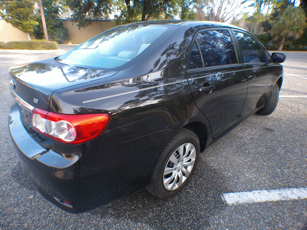 2012 Toyota Corolla Image 3