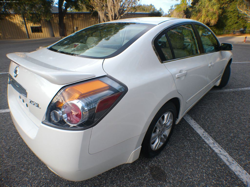 2012 Nissan Altima Image 3