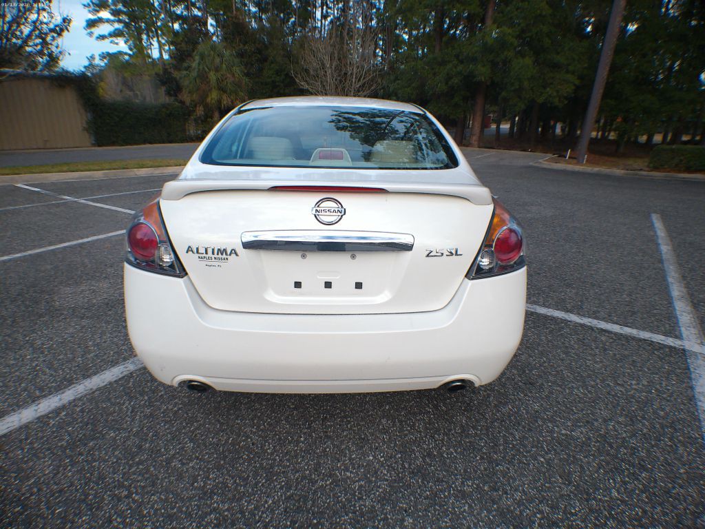 2012 Nissan Altima Image 13