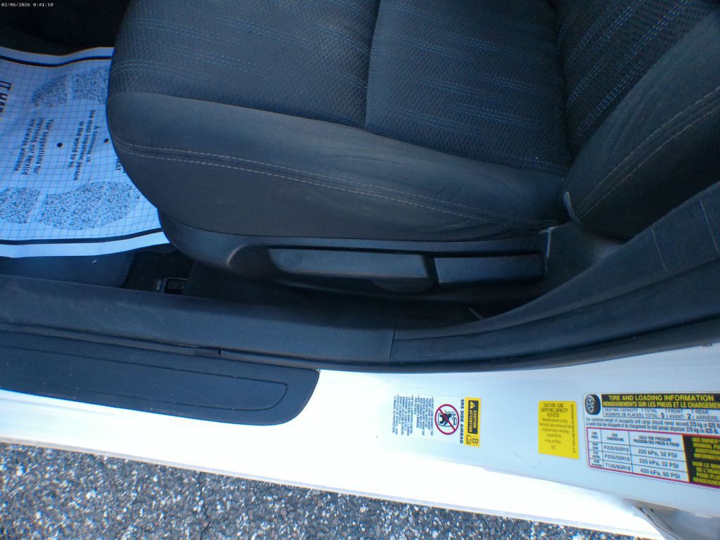 2013 Toyota Corolla Image 10