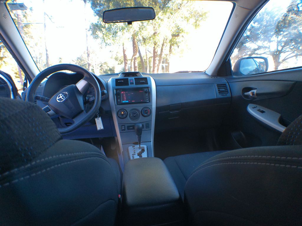 2013 Toyota Corolla Image 14