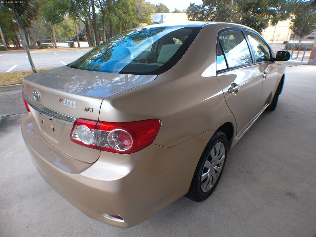 2012 Toyota Corolla Image 3