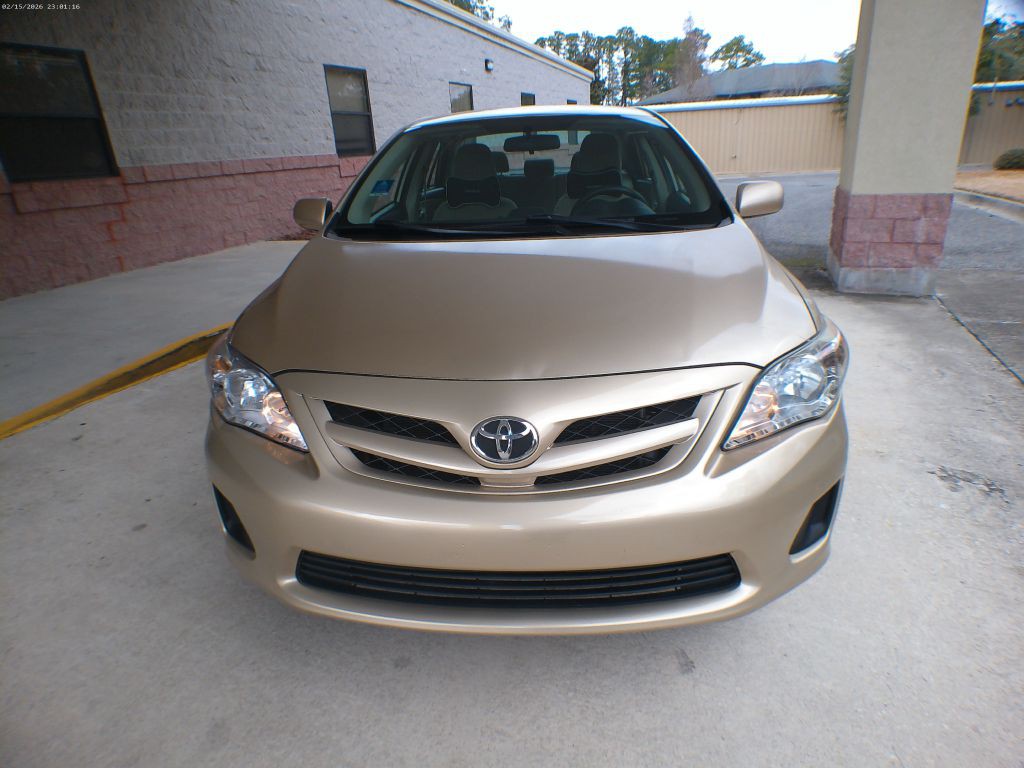 2012 Toyota Corolla Image 16