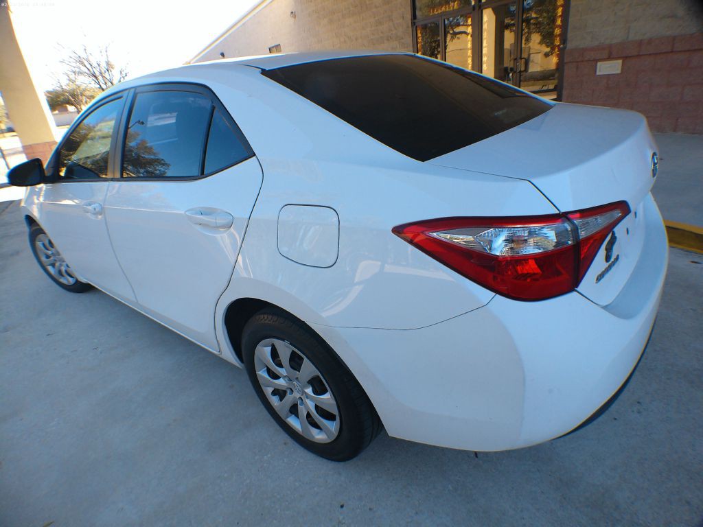 2015 Toyota Corolla Image 4