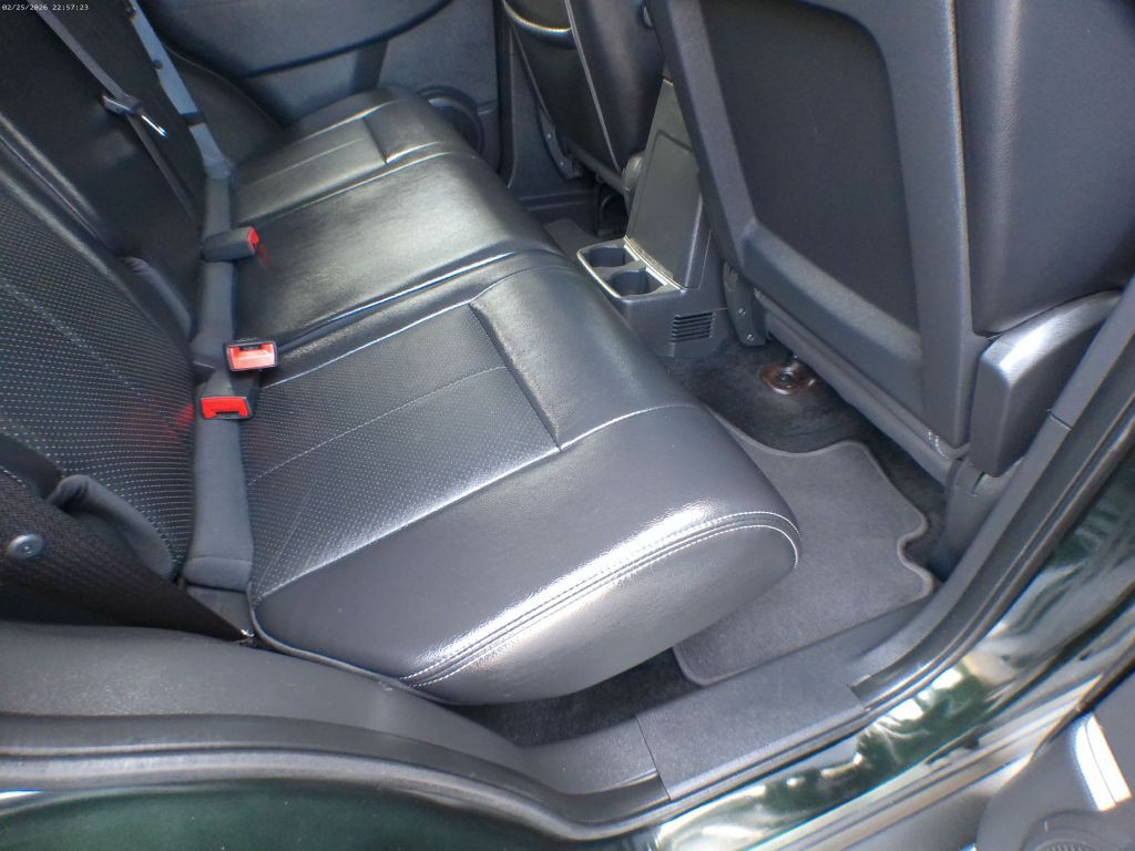 2012 Jeep Liberty Image 8