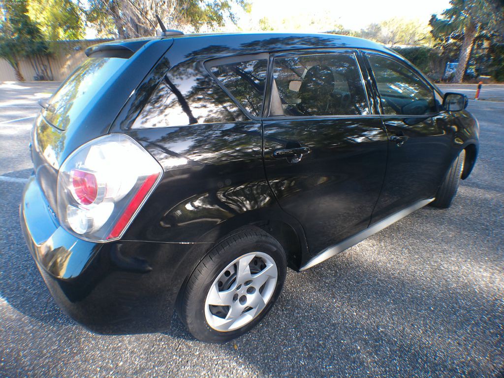 2009 Pontiac Vibe Image 3
