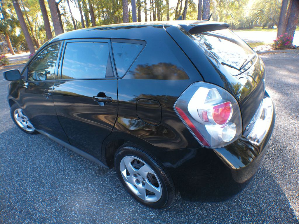 2009 Pontiac Vibe Image 4