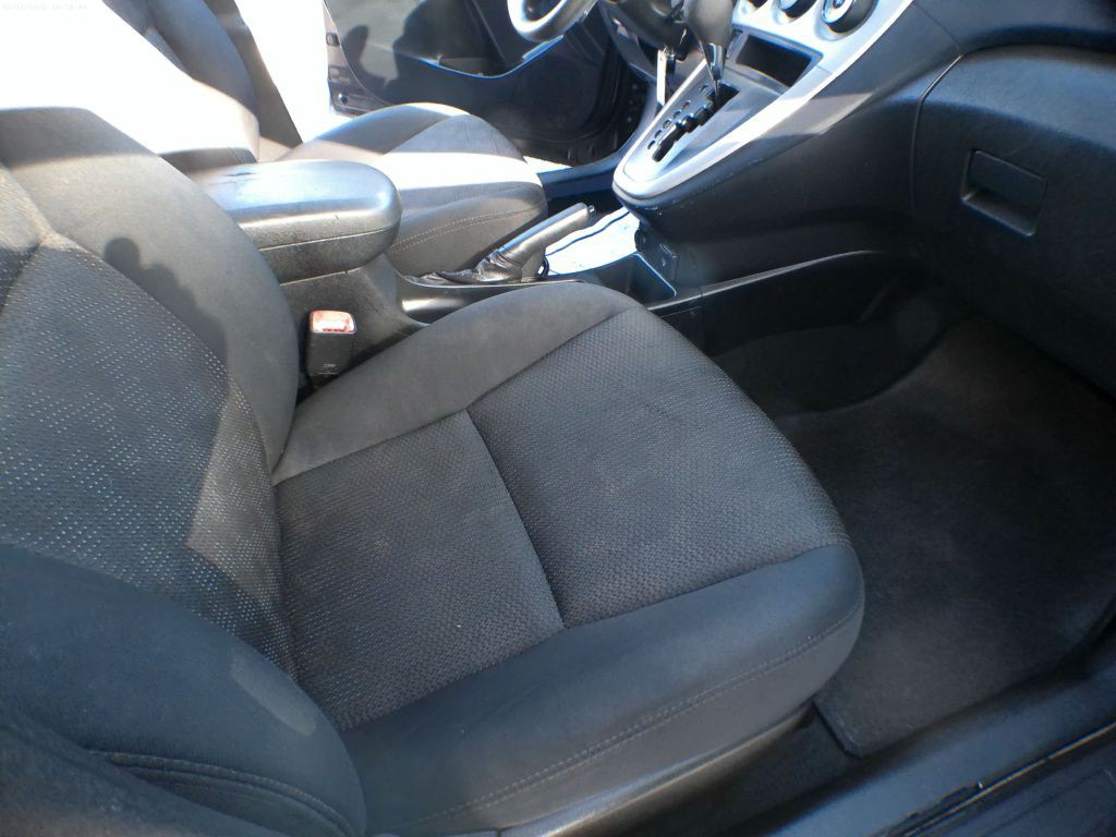 2009 Pontiac Vibe Image 6