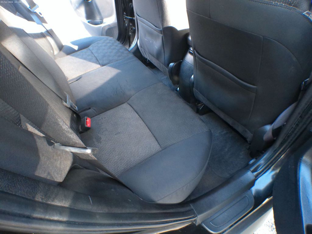 2009 Pontiac Vibe Image 7