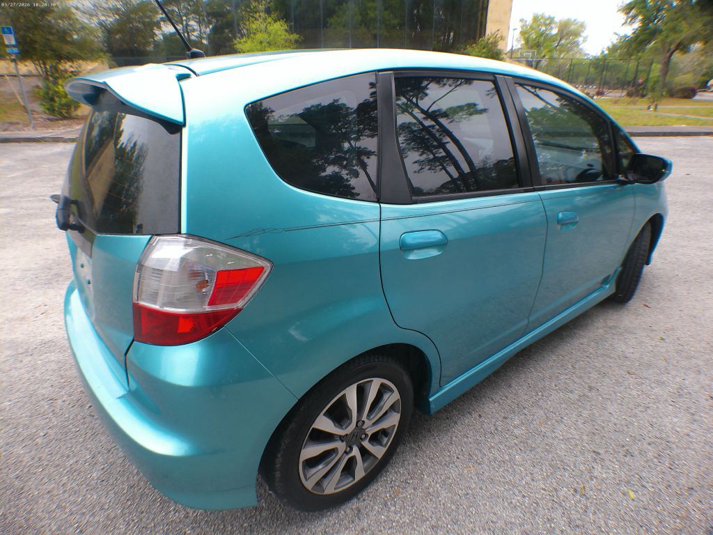 2013 Honda Fit Image 3