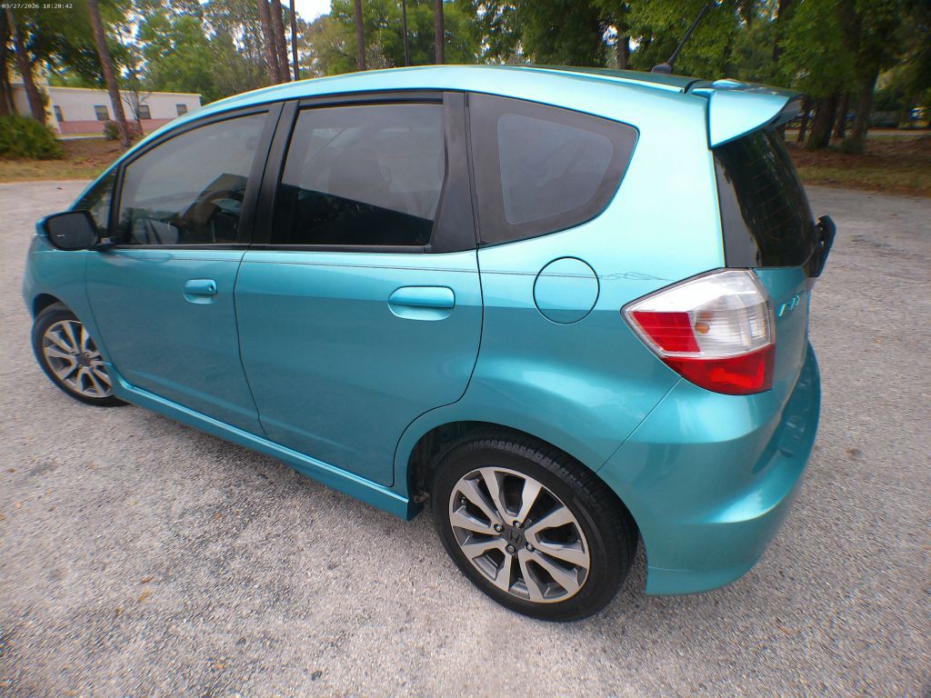 2013 Honda Fit Image 4