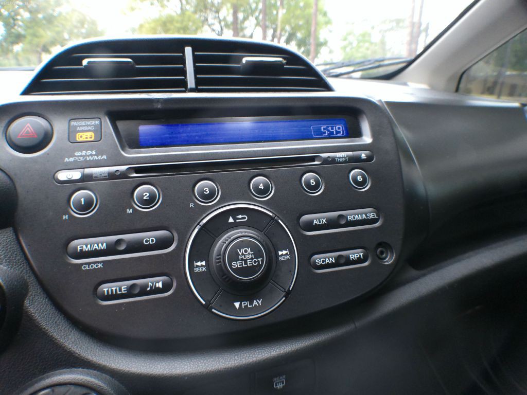 2013 Honda Fit Image 10