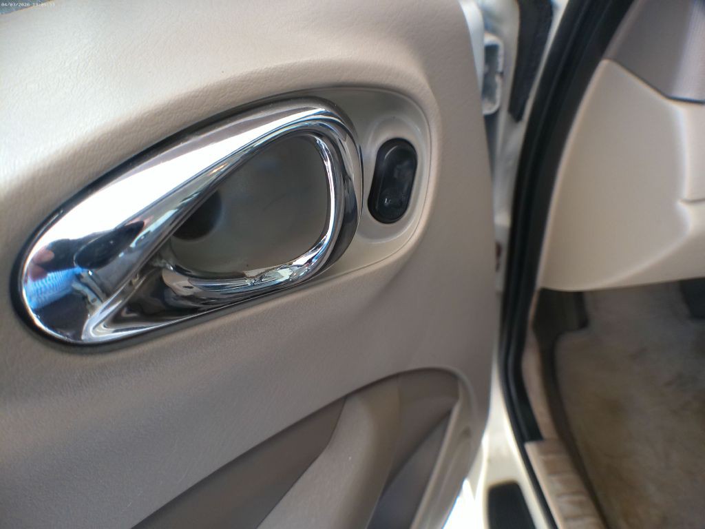 2006 Chrysler PT Cruiser Image 9