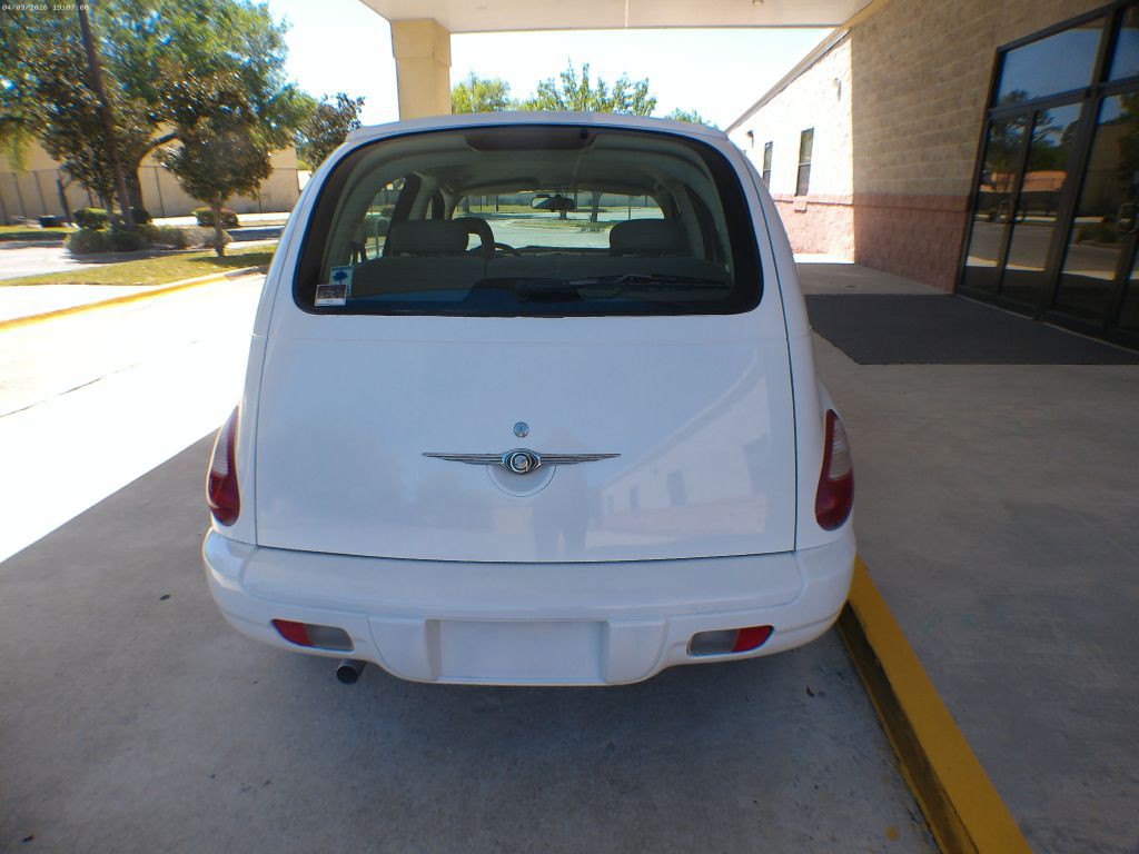 2006 Chrysler PT Cruiser Image 16