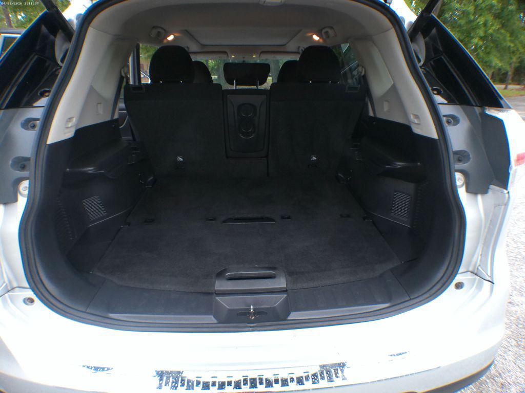 2015 Nissan Rogue Image 8