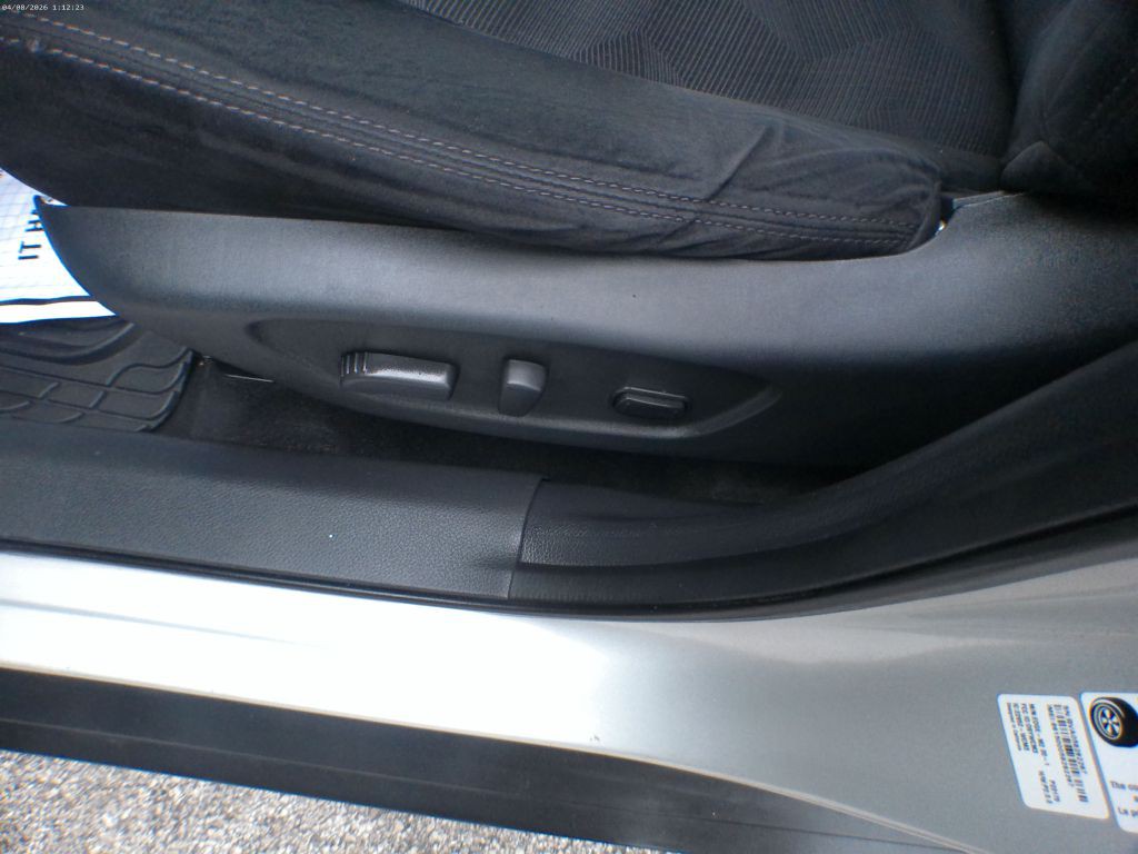 2015 Nissan Rogue Image 10