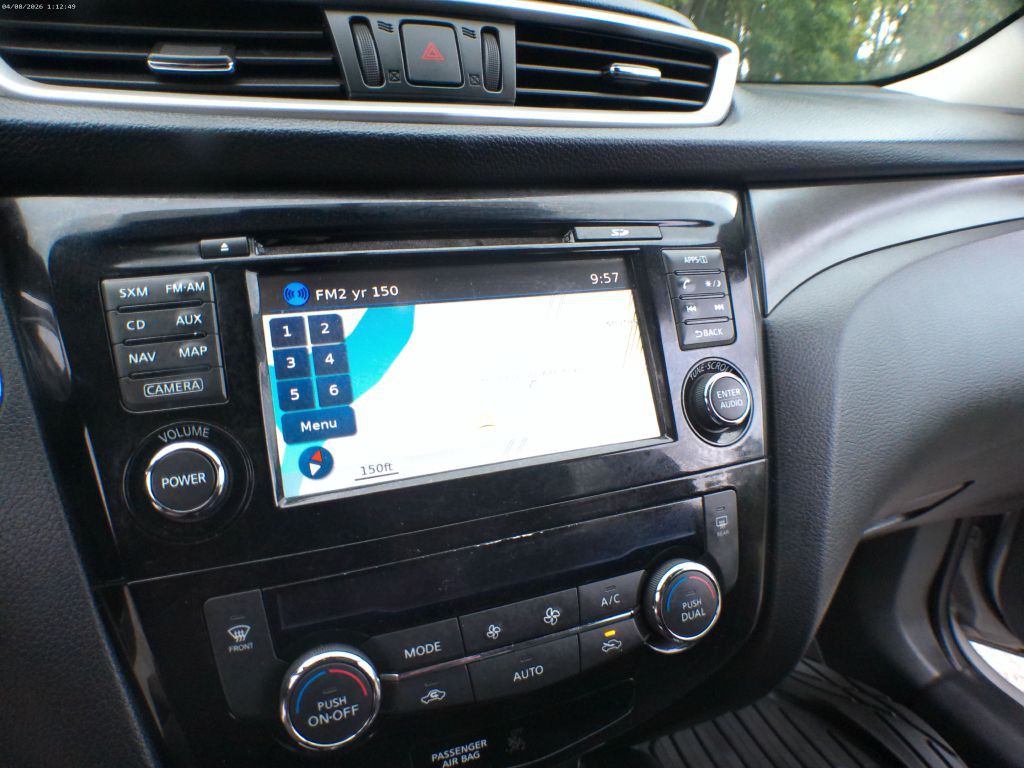 2015 Nissan Rogue Image 12