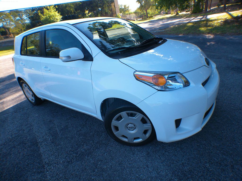 2009 Scion xD Image 2