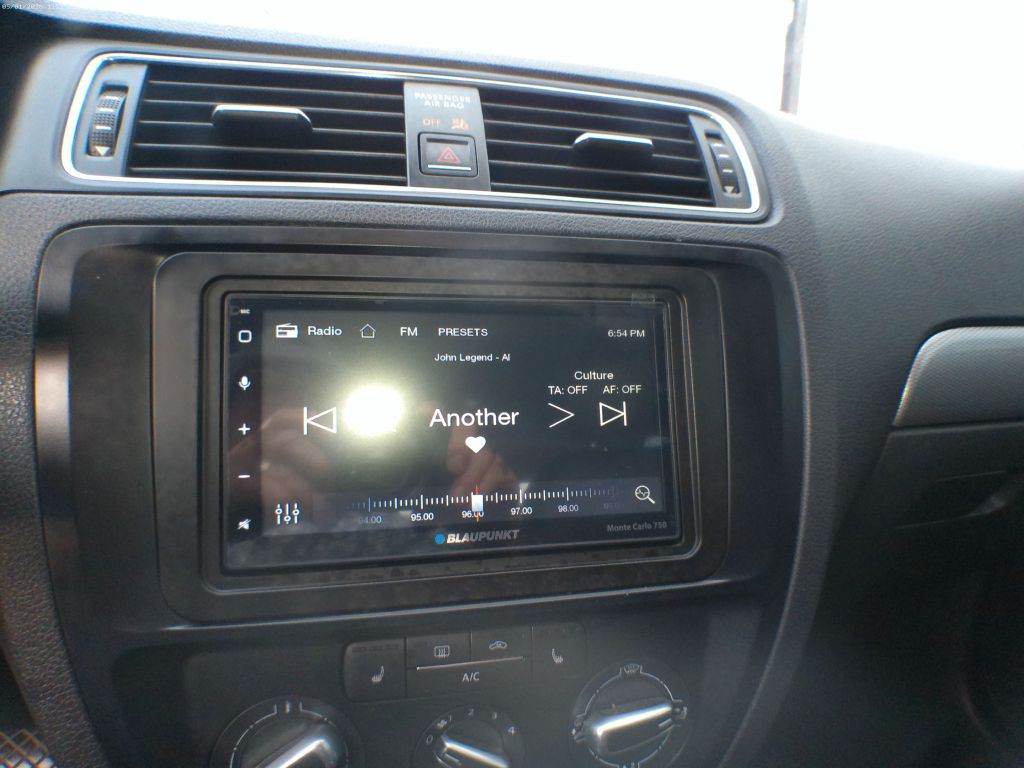 2016 Volkswagen Jetta Image 6