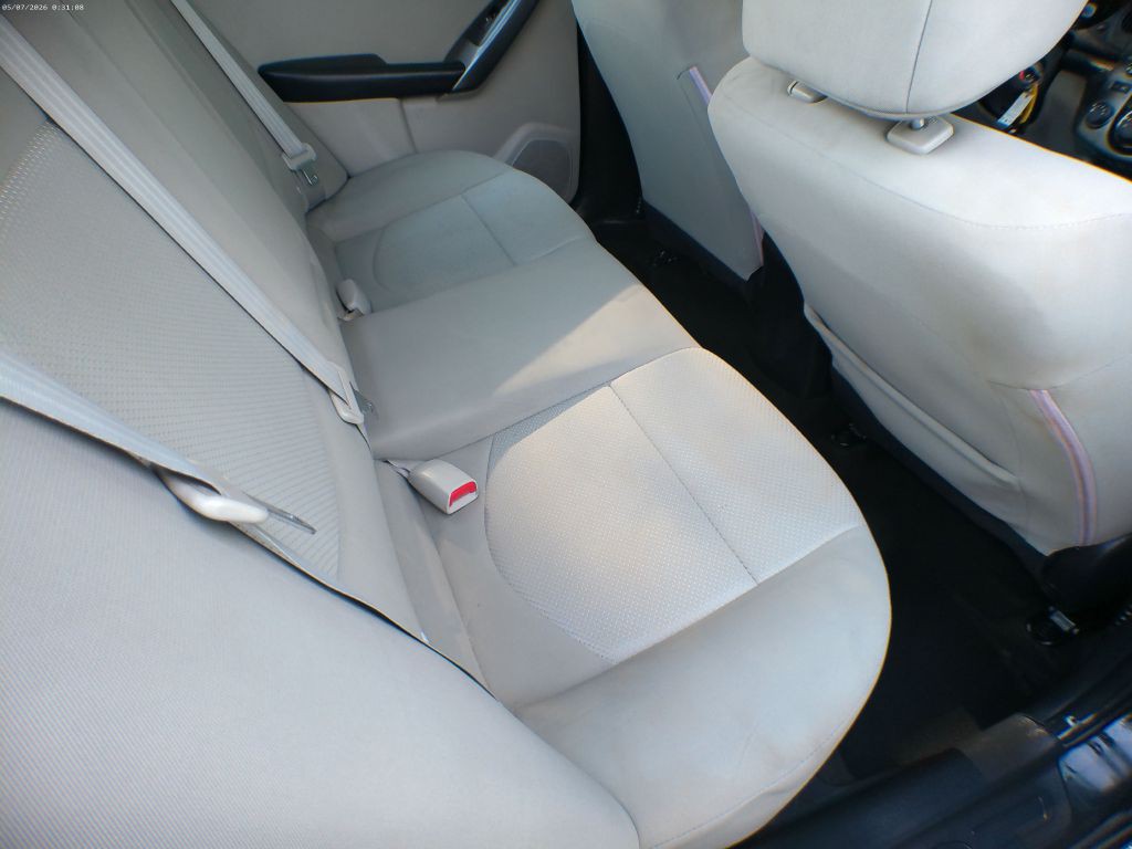 2013 Kia Forte Image 8