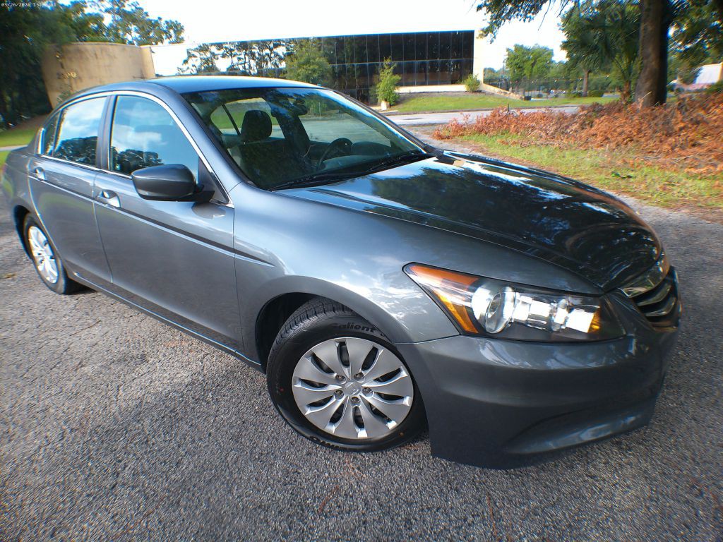 2012 Honda Accord Image 2