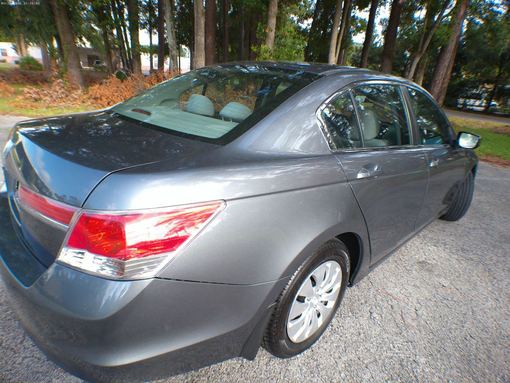 2012 Honda Accord Image 3