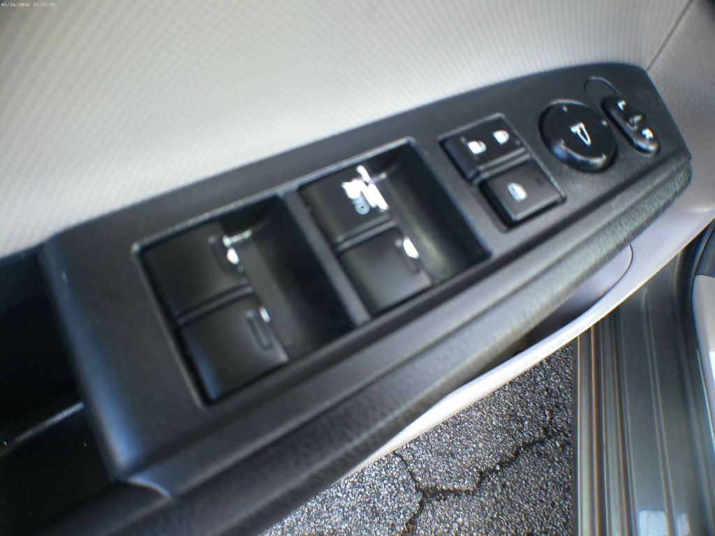 2012 Honda Accord Image 9