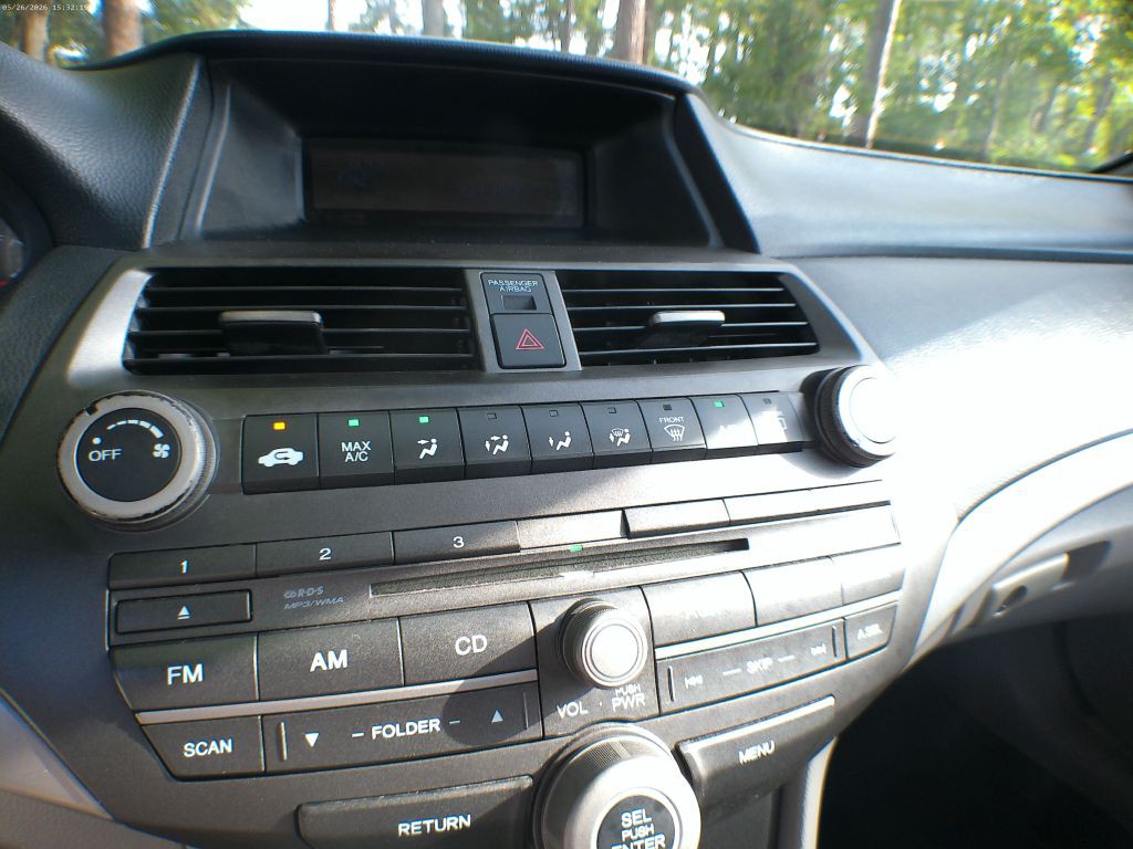 2012 Honda Accord Image 11