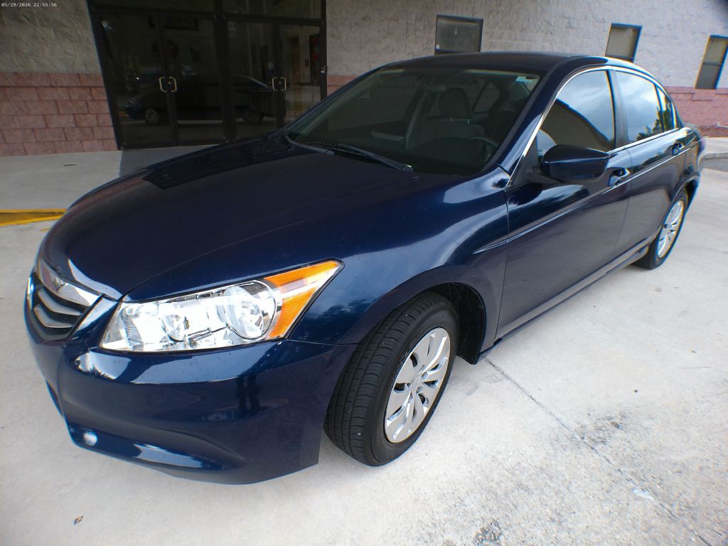 2012 Honda Accord Image 1