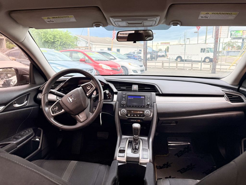 2017 Honda Civic Image 5
