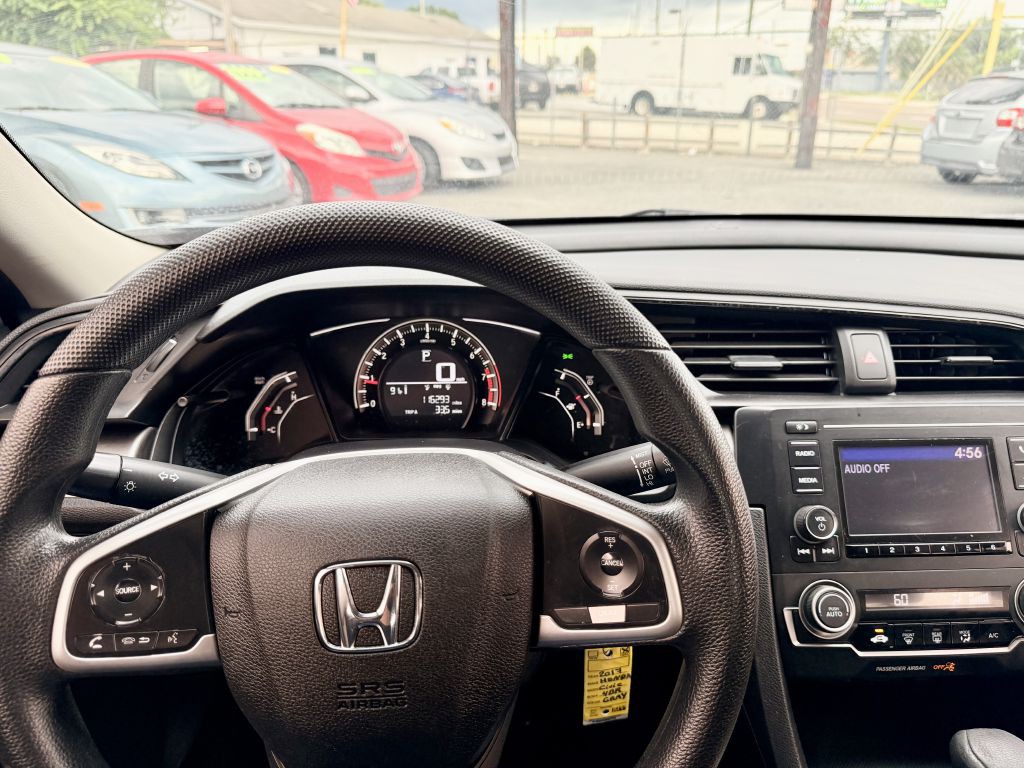 2017 Honda Civic Image 7