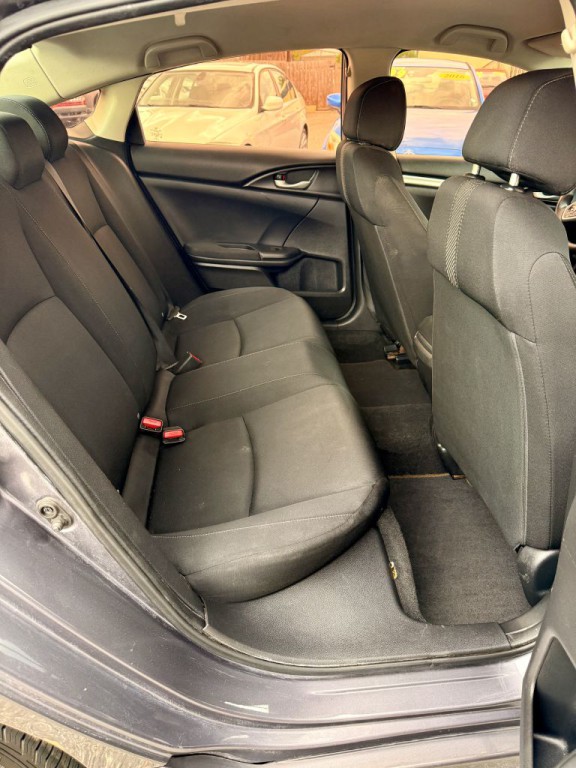 2017 Honda Civic Image 8