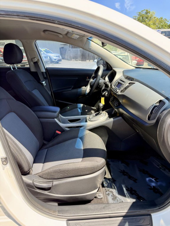 2016 Kia Sportage Image 8