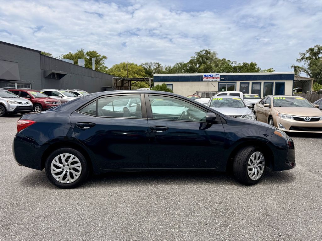 2018 Toyota Corolla Image 3