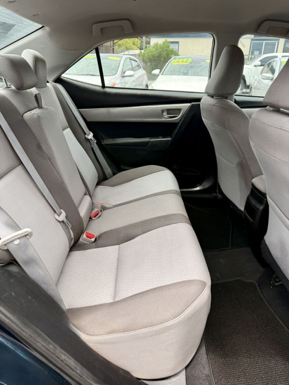 2018 Toyota Corolla Image 13