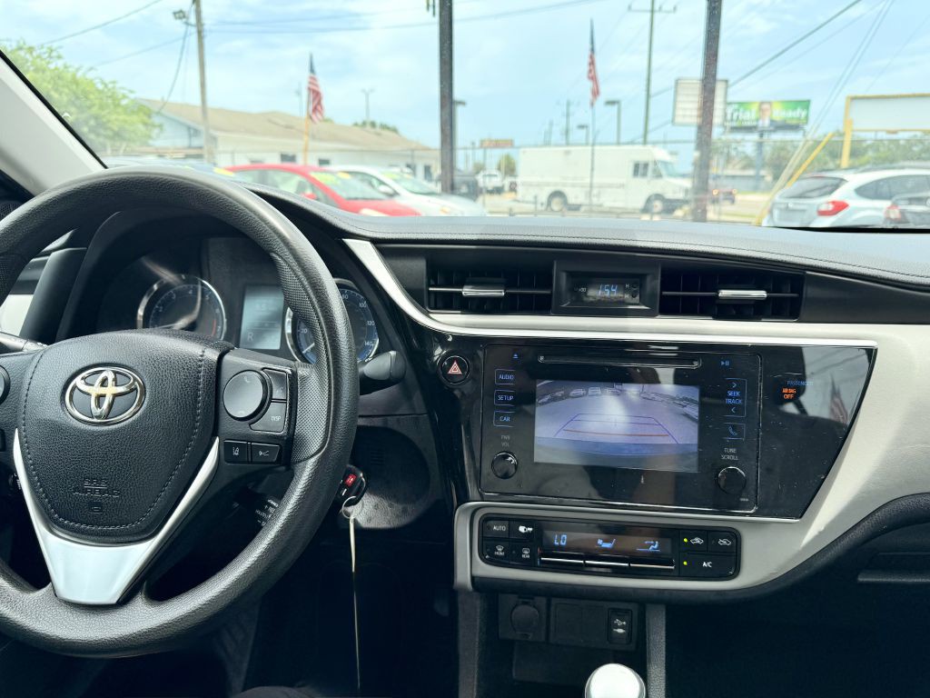 2018 Toyota Corolla Image 14