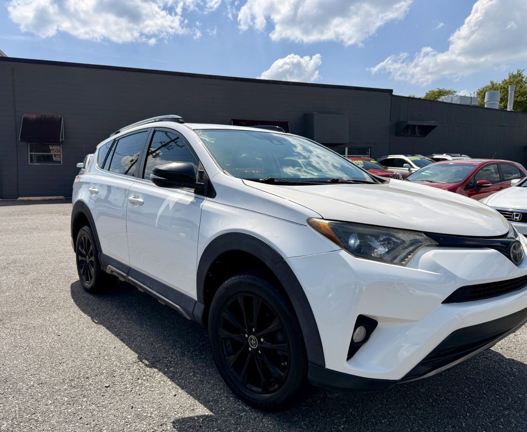 2018 Toyota Rav4 Image 2